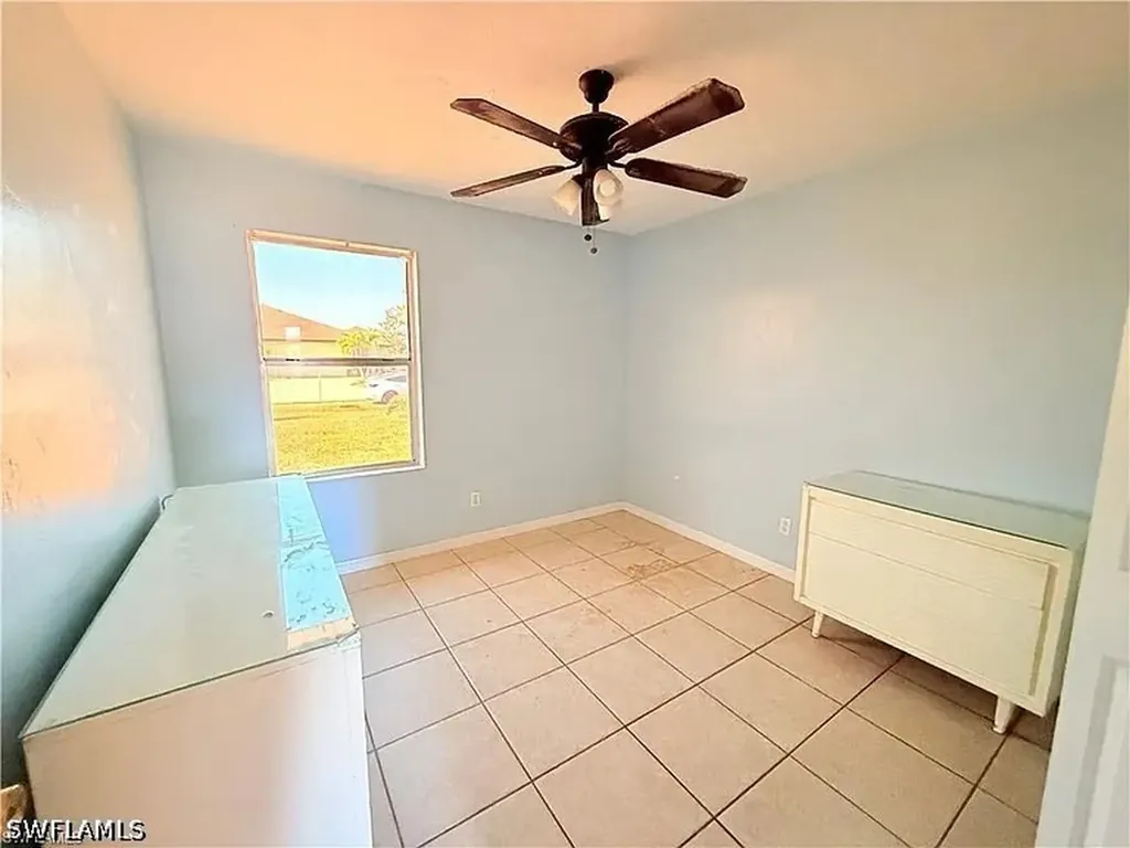 419 NE 16th Place Cape Coral FL 33909