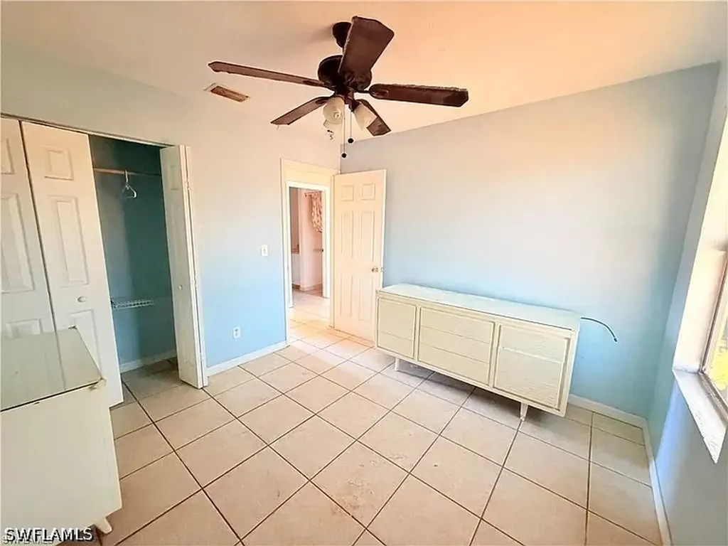 419 NE 16th Place Cape Coral FL 33909