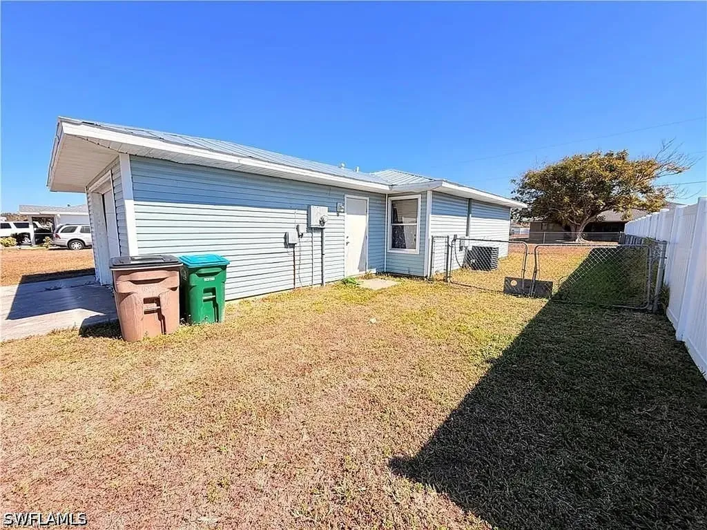 419 NE 16th Place Cape Coral FL 33909