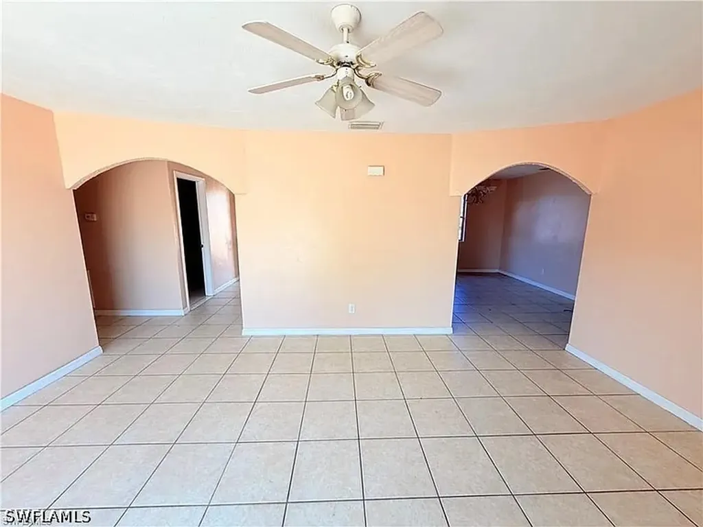 419 NE 16th Place Cape Coral FL 33909