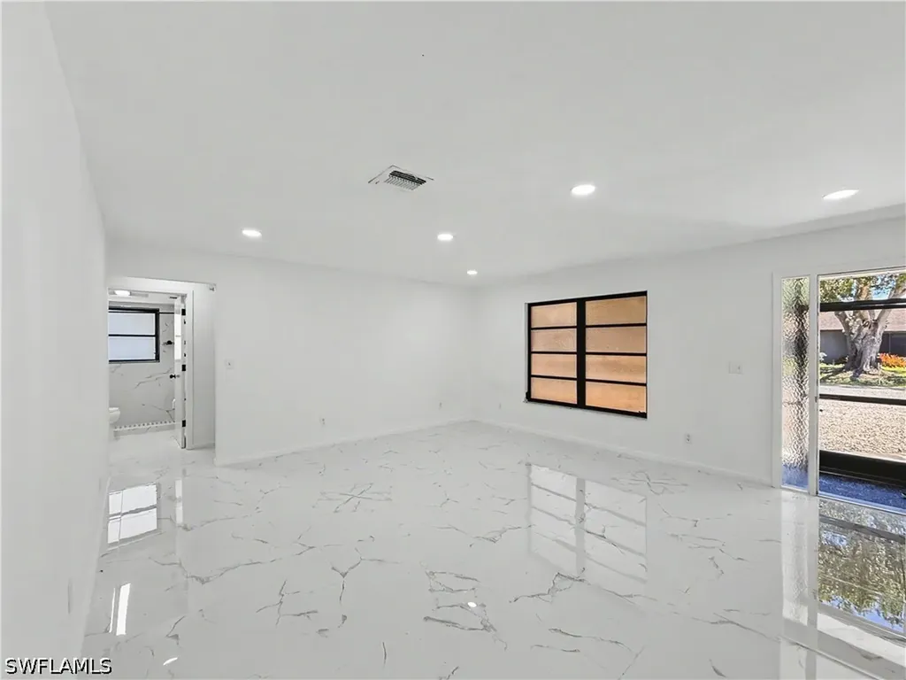 2101 Hibiscus Road Fort Myers FL 33905