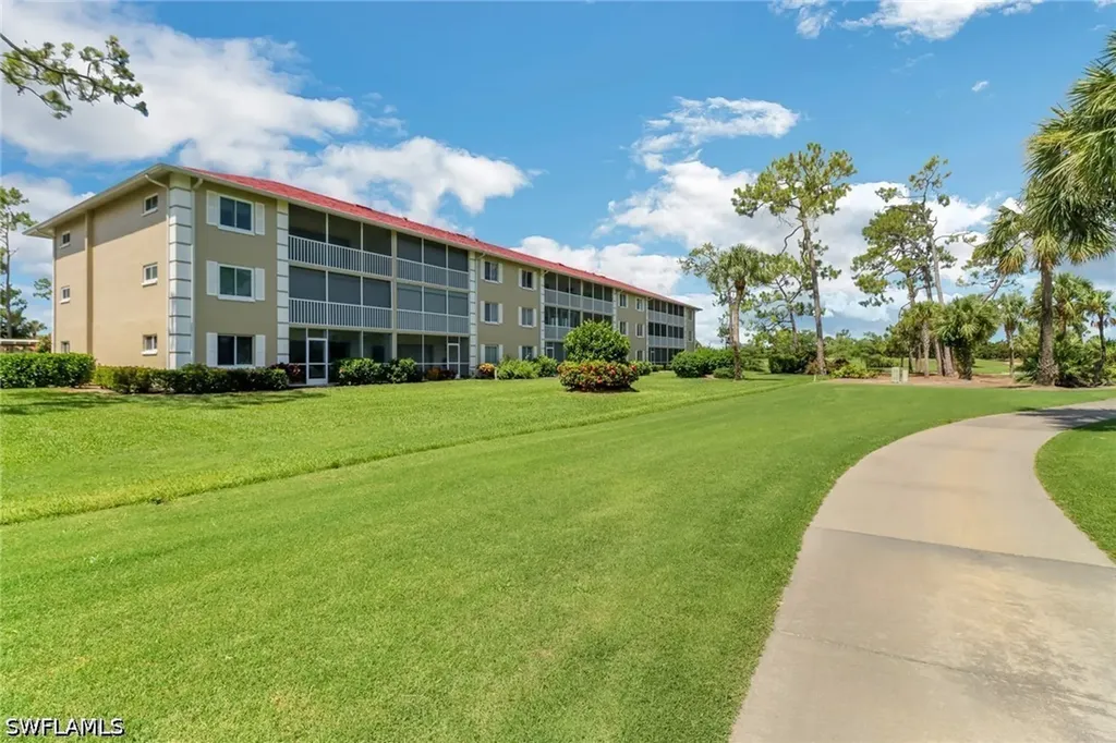 4556 Andover Way Naples FL 34112
