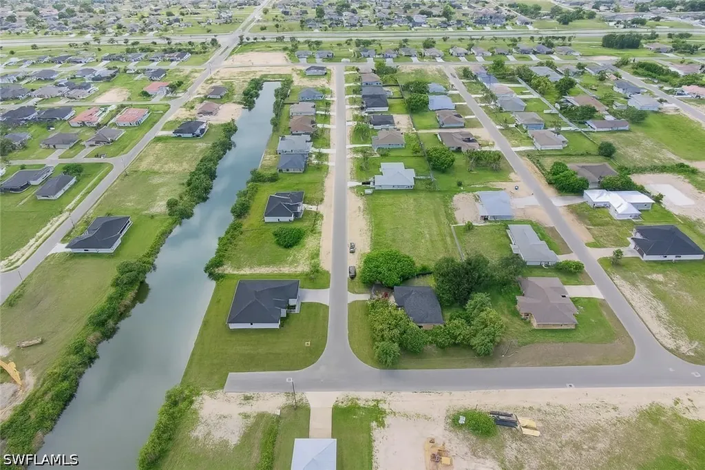 1321 NE 19th Terrace Cape Coral FL 33909
