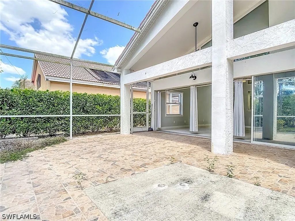 351 Pindo Palm Drive Naples FL 34104