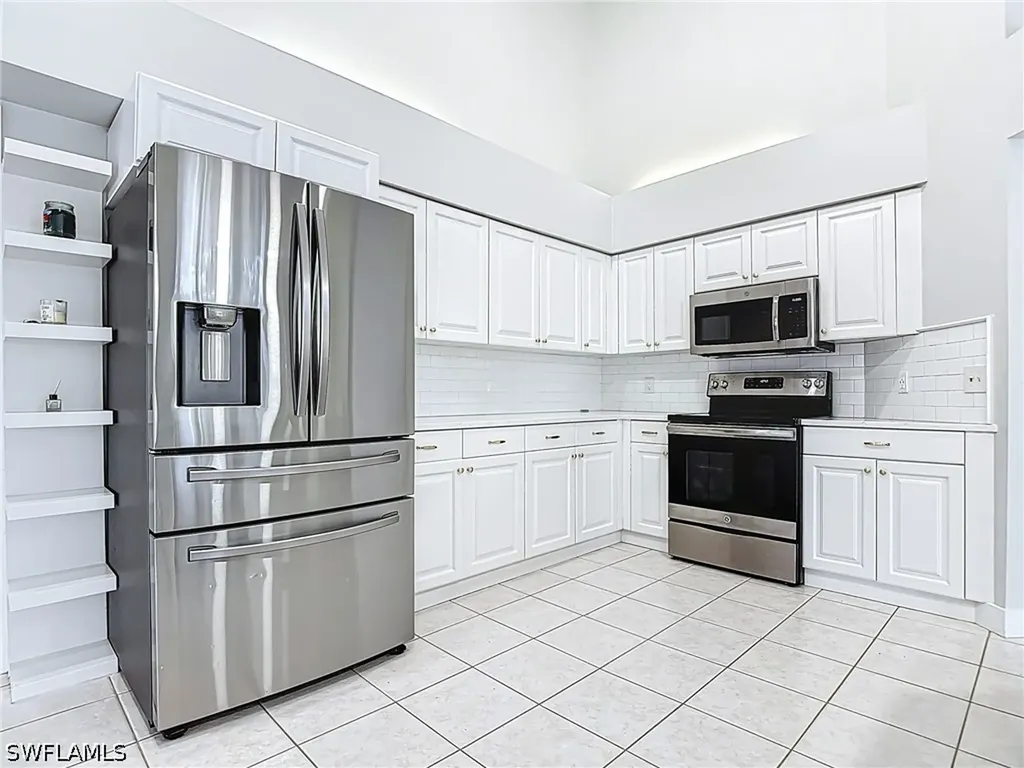 351 Pindo Palm Drive Naples FL 34104