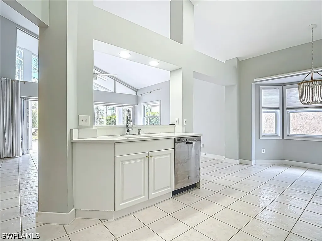 351 Pindo Palm Drive Naples FL 34104