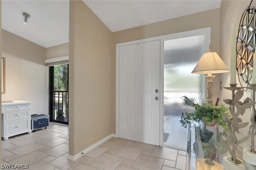 424 Foxtail Court Naples FL 34104