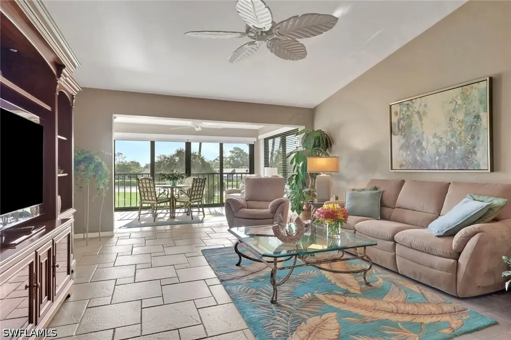424 Foxtail Court Naples FL 34104