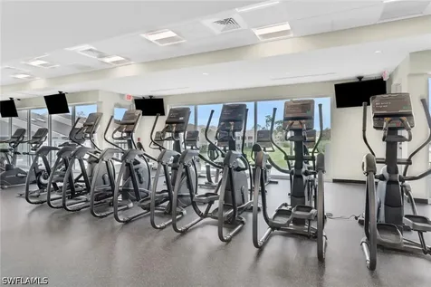 424 Foxtail Court Naples FL 34104