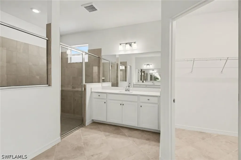 18850 River Burst Court North Fort Myers FL 33917