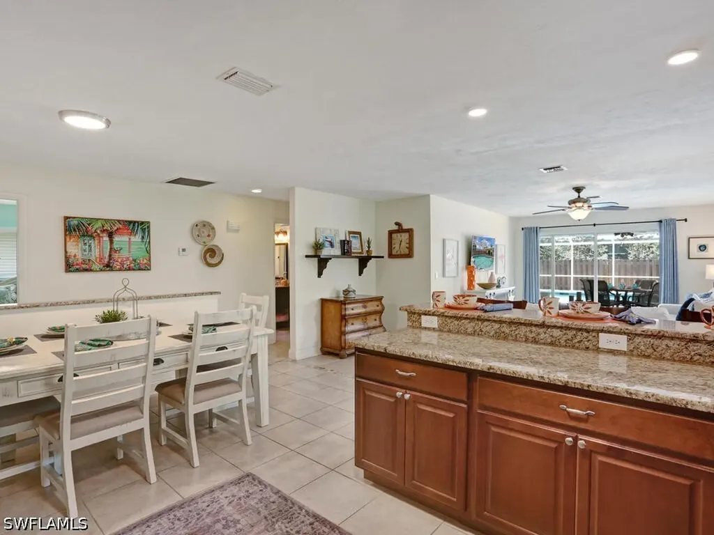 625 97th Avenue N Naples FL 34108