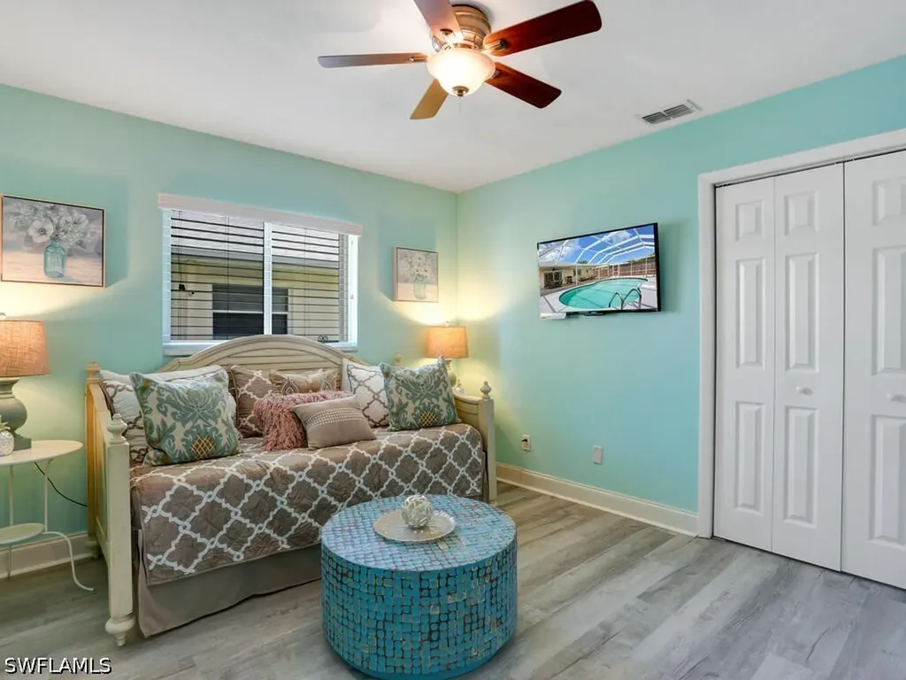 625 97th Avenue N Naples FL 34108