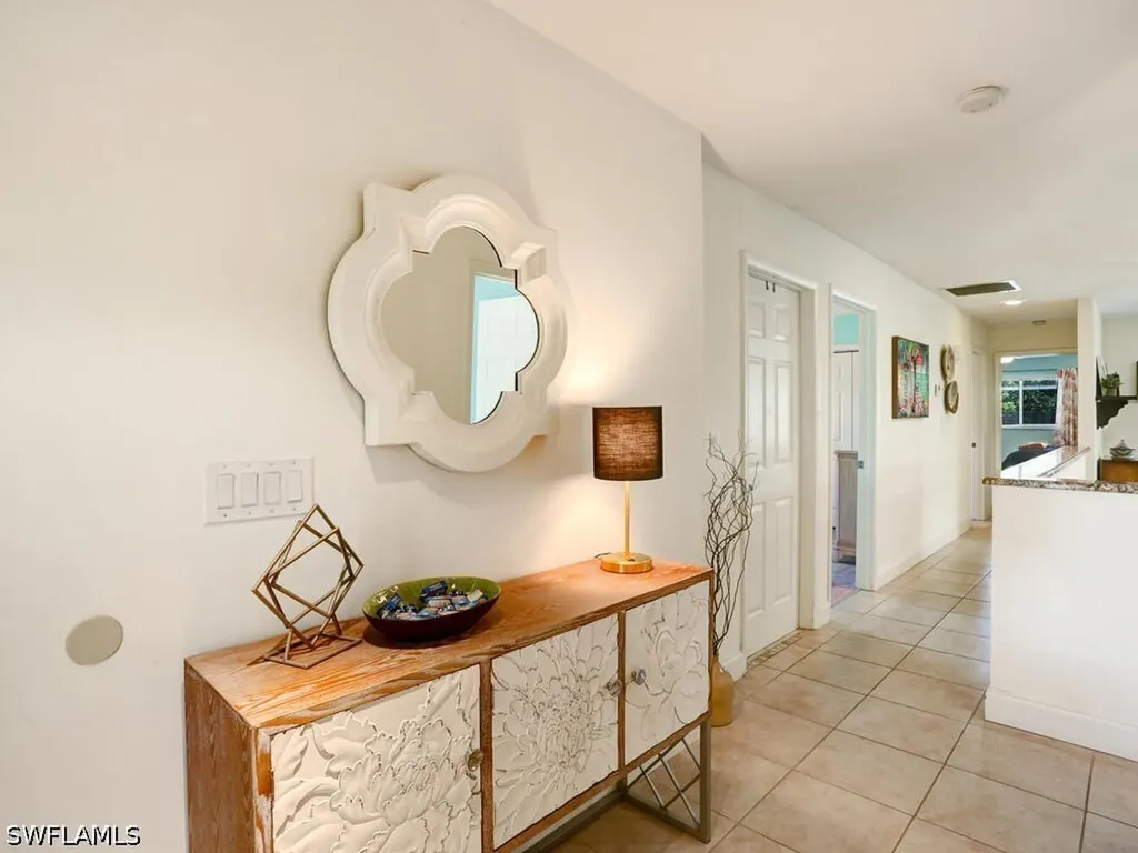 625 97th Avenue N Naples FL 34108