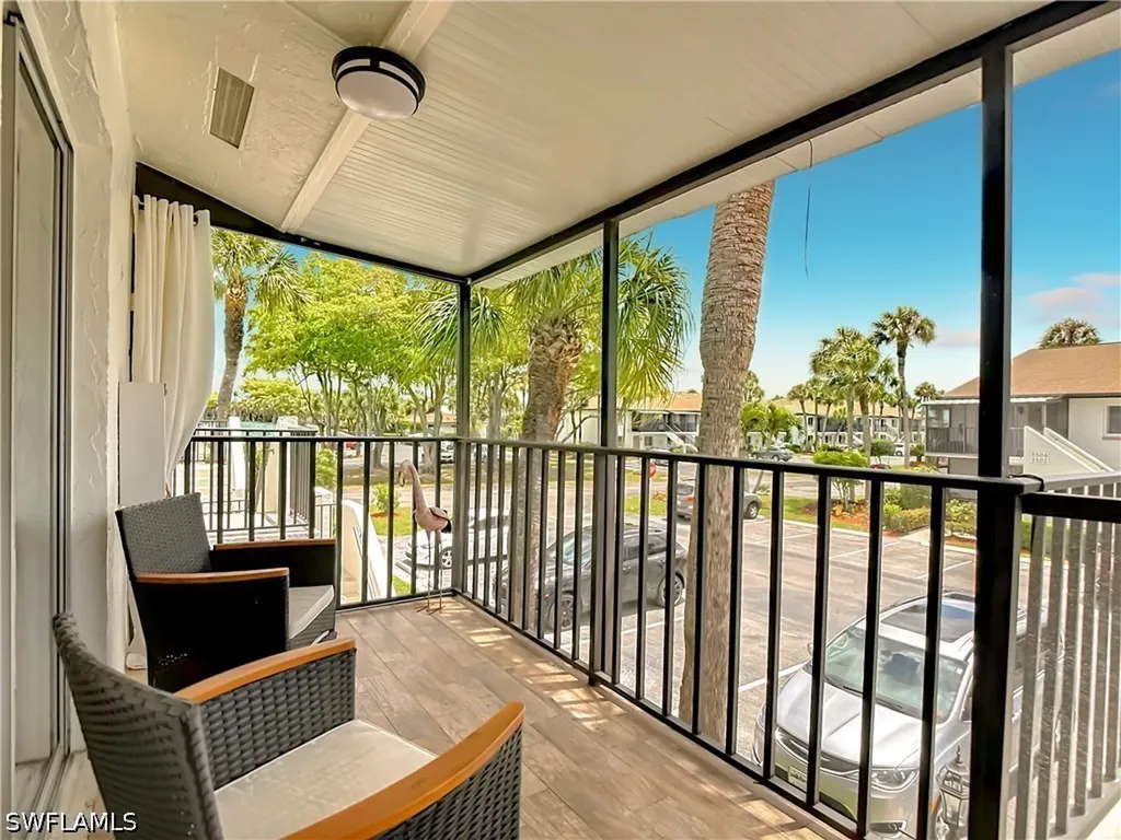 3511 Antarctic Circle Naples FL 34112