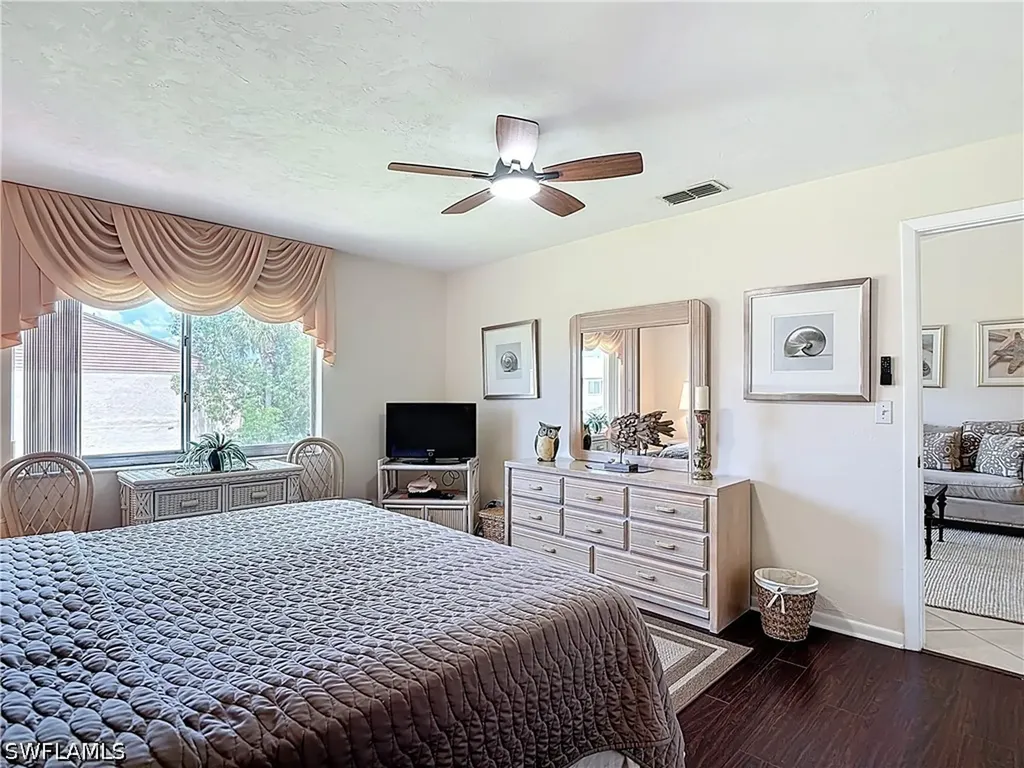 3511 Antarctic Circle Naples FL 34112