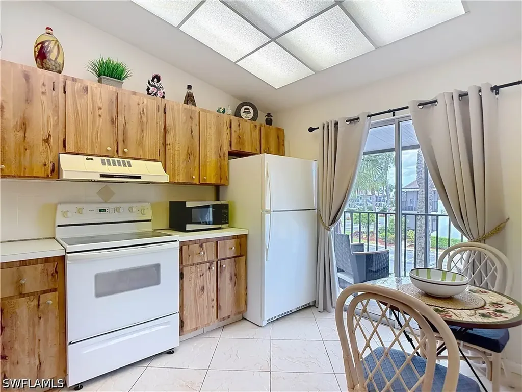 3511 Antarctic Circle Naples FL 34112
