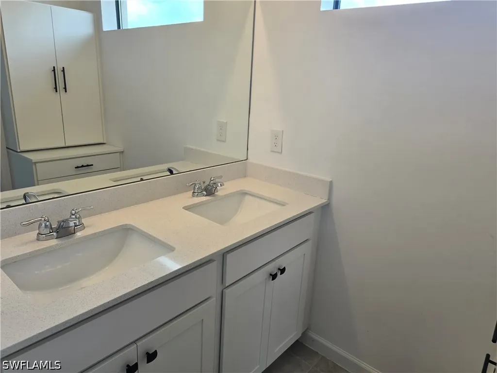 1437 Weeping Willow Court Cape Coral FL 33909