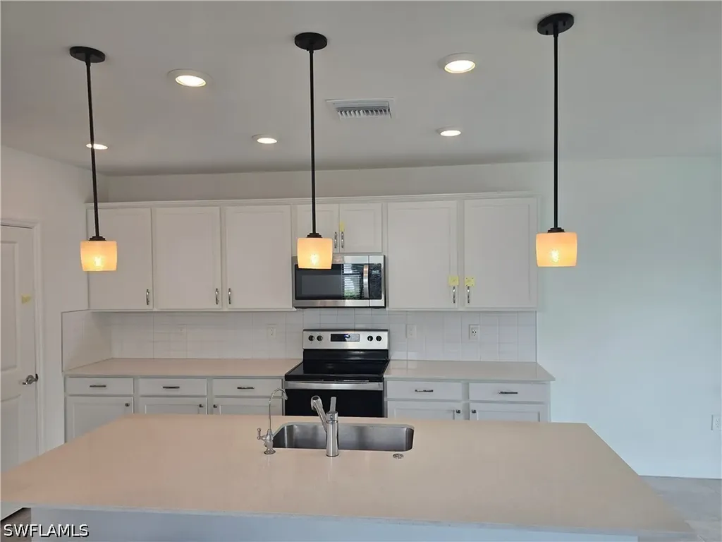 1437 Weeping Willow Court Cape Coral FL 33909