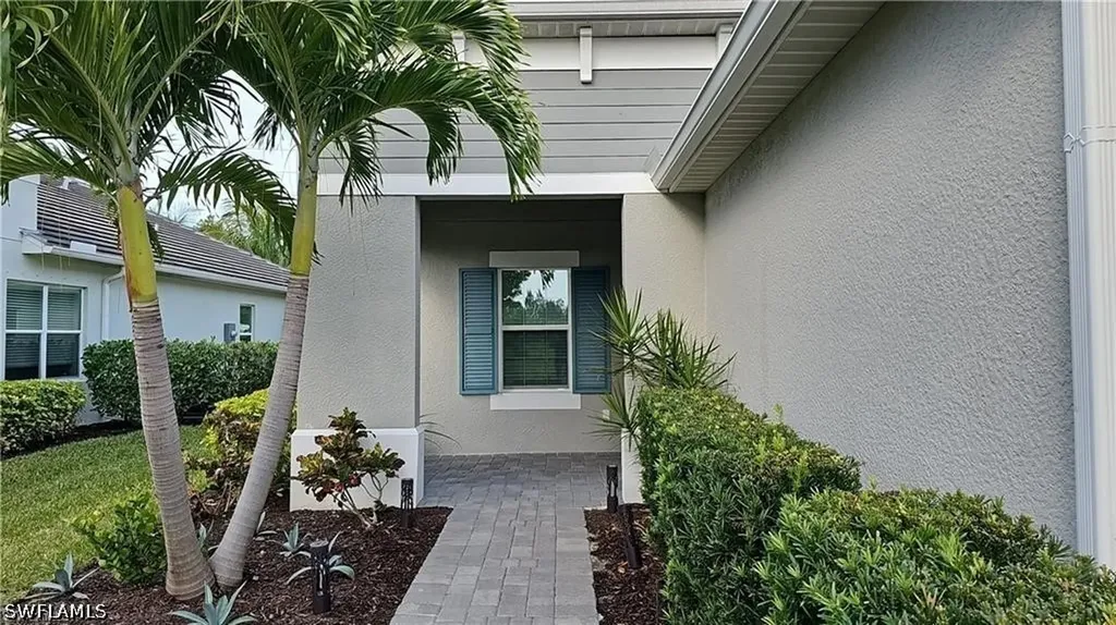 2305 Ariane Drive Naples FL 34112
