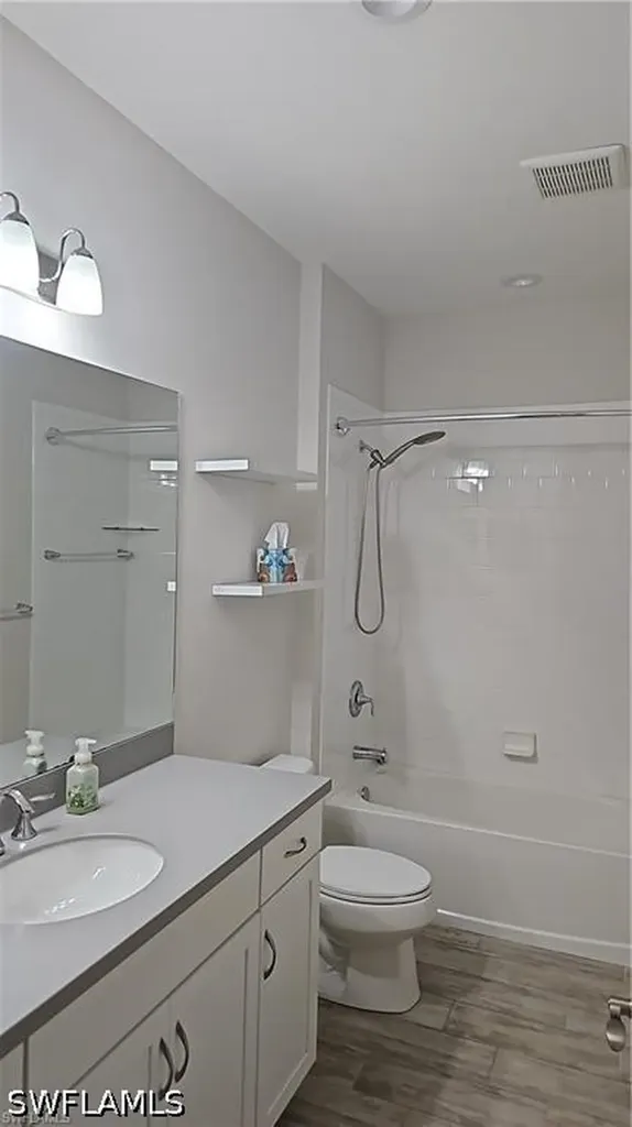 2305 Ariane Drive Naples FL 34112