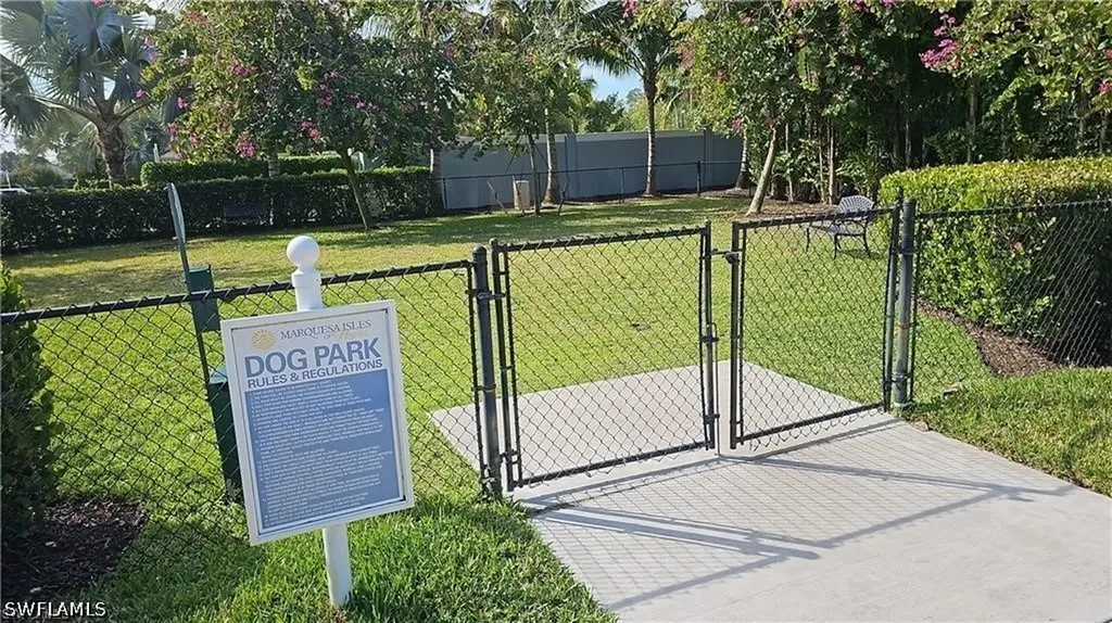 2305 Ariane Drive Naples FL 34112