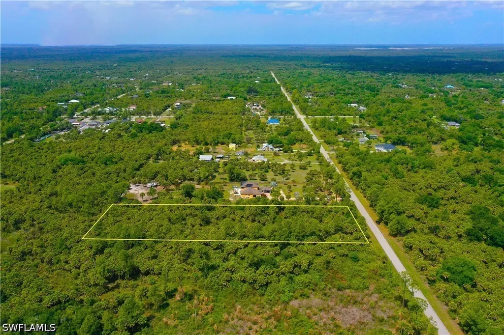 30TH Avenue SE Naples FL 34117