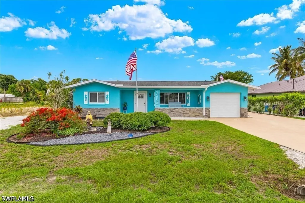 13527 Marquette Boulevard Fort Myers FL 33905