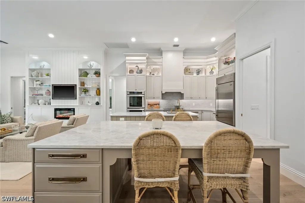 9833 Clear Lake Circle Naples FL 34109