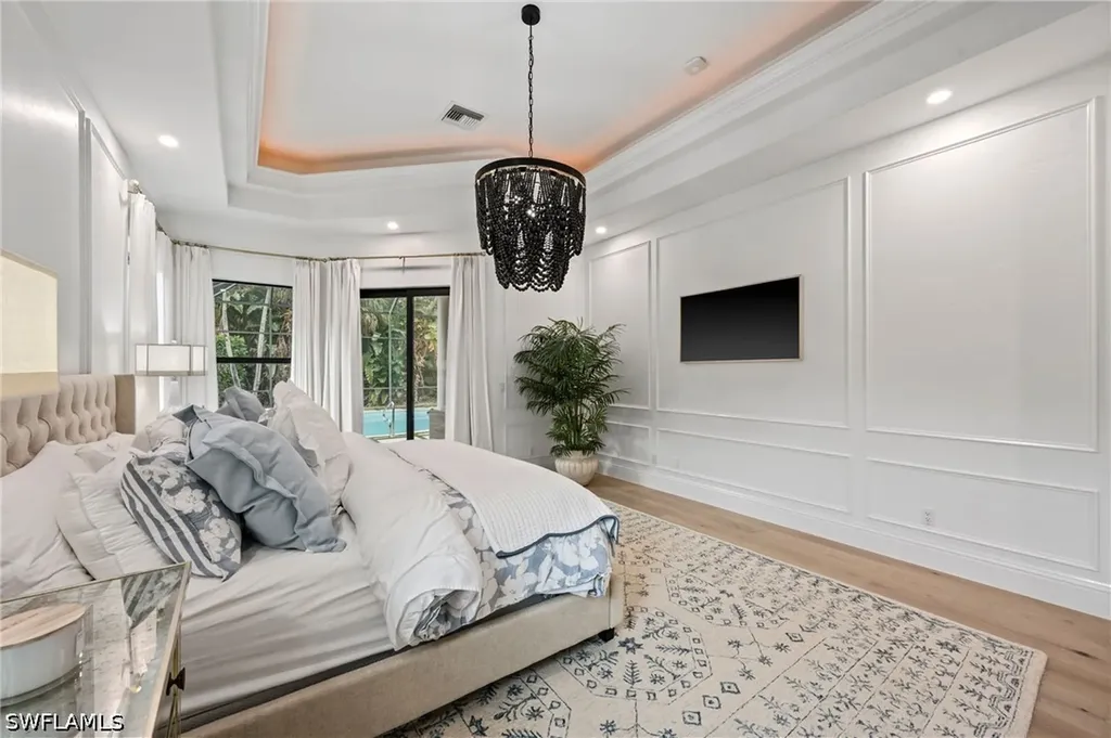 9833 Clear Lake Circle Naples FL 34109