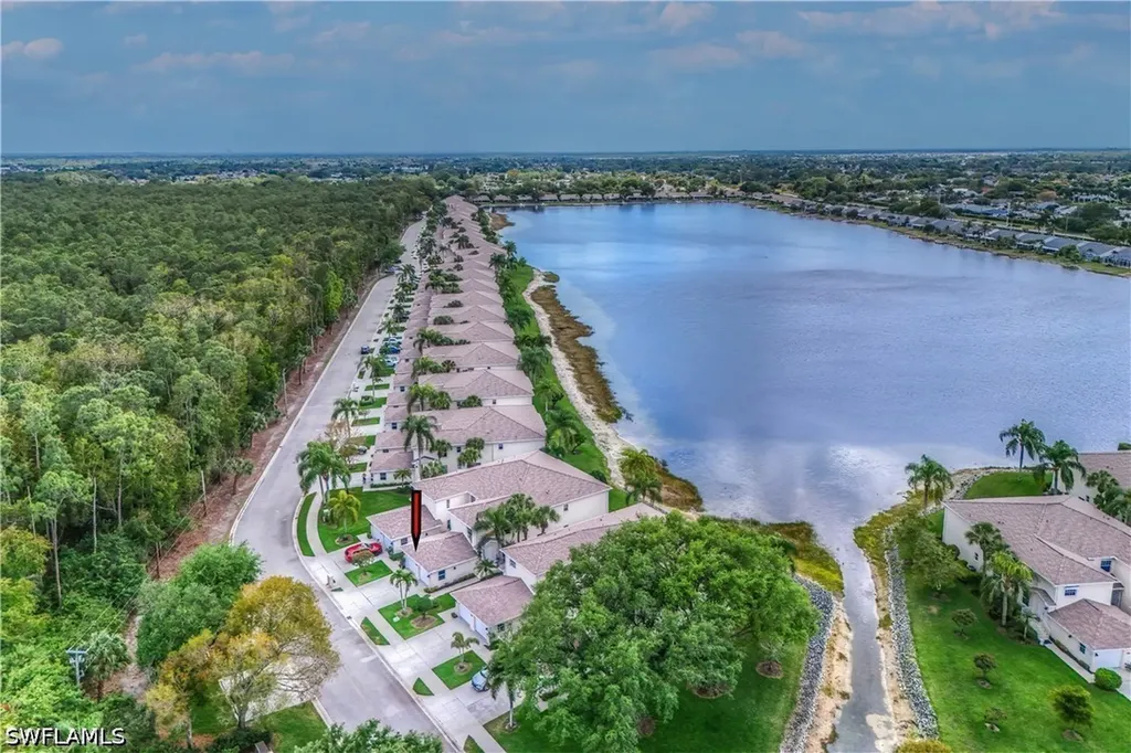3490 W Crown Pointe Boulevard Naples FL 34112