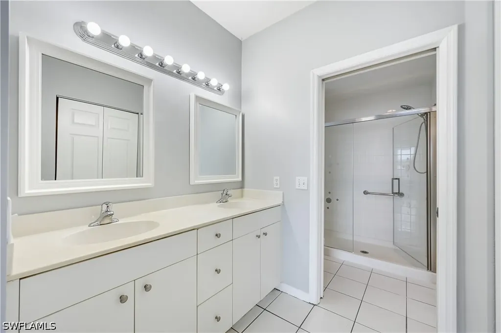 3490 W Crown Pointe Boulevard Naples FL 34112