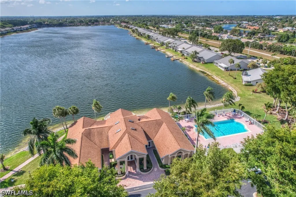 3490 W Crown Pointe Boulevard Naples FL 34112