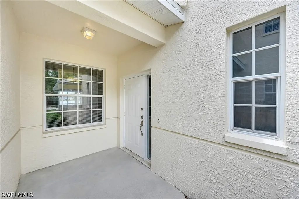 3490 W Crown Pointe Boulevard Naples FL 34112