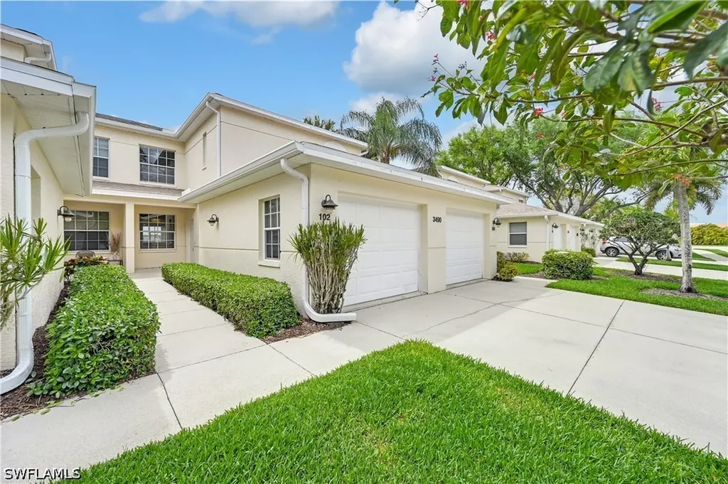 3490 W Crown Pointe Boulevard Naples FL 34112