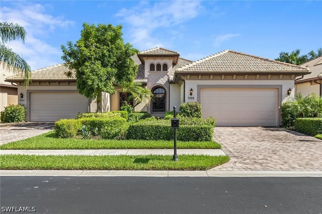 7393 Moorgate Point Way Naples FL 34113