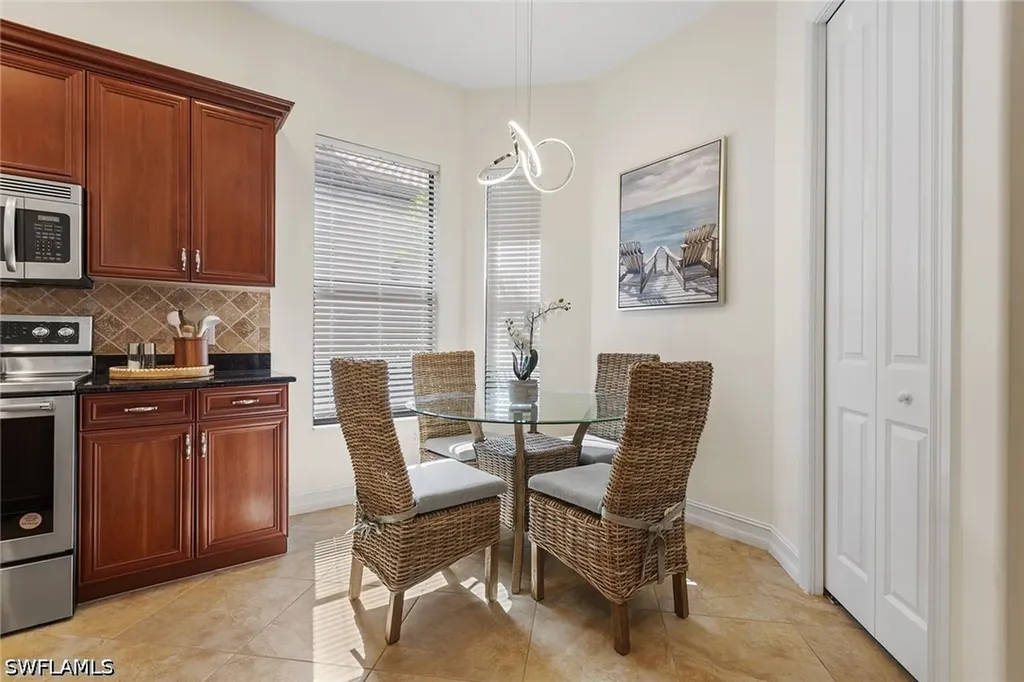7393 Moorgate Point Way Naples FL 34113