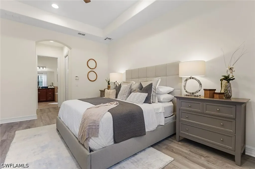 7393 Moorgate Point Way Naples FL 34113