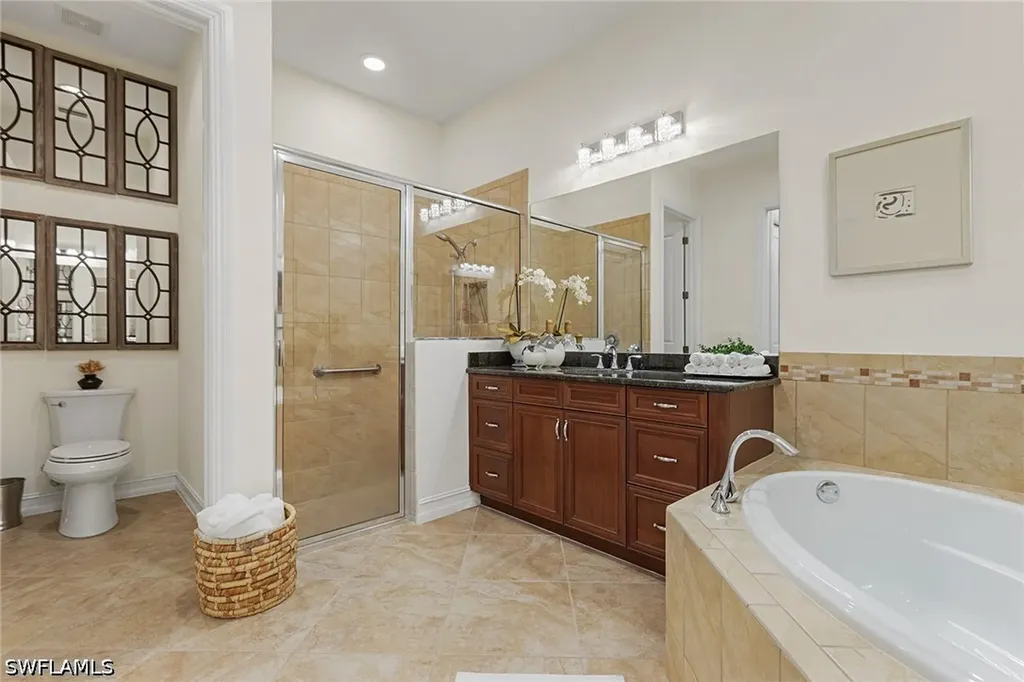 7393 Moorgate Point Way Naples FL 34113