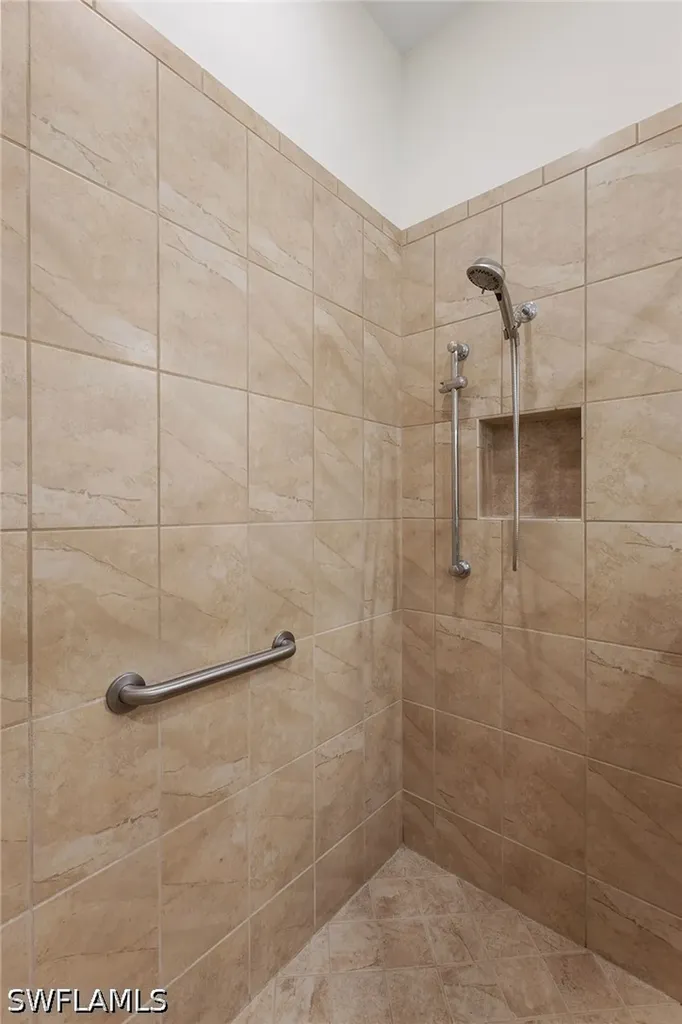 7393 Moorgate Point Way Naples FL 34113
