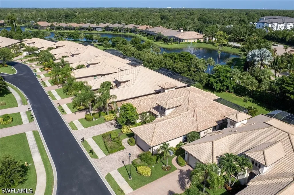 7393 Moorgate Point Way Naples FL 34113