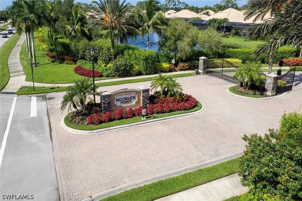 7393 Moorgate Point Way Naples FL 34113
