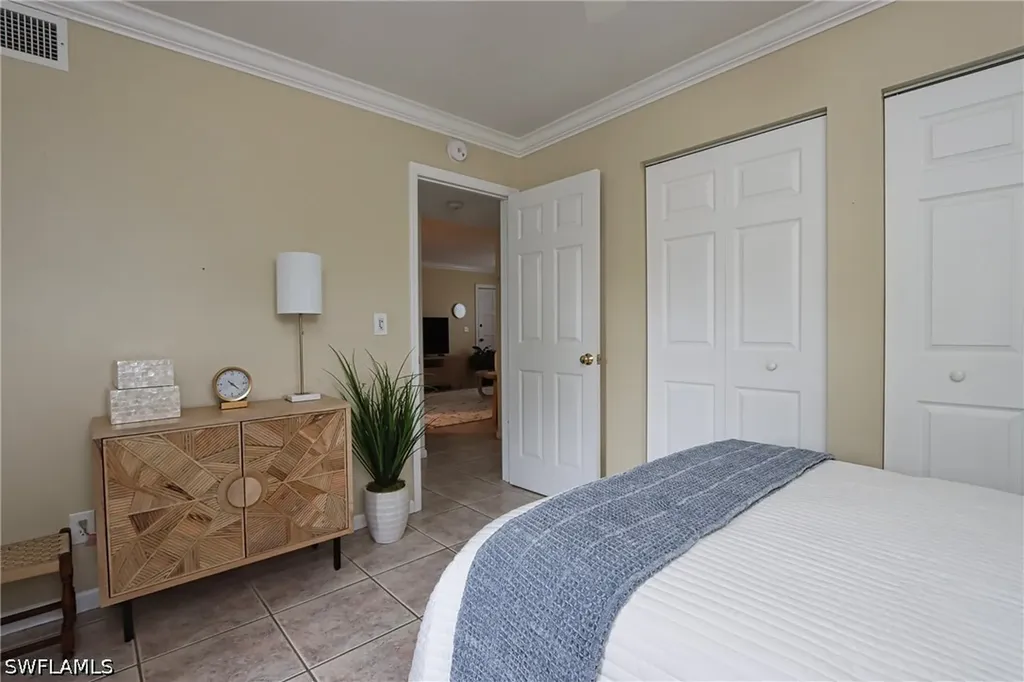 940 3rd Street S Naples FL 34102