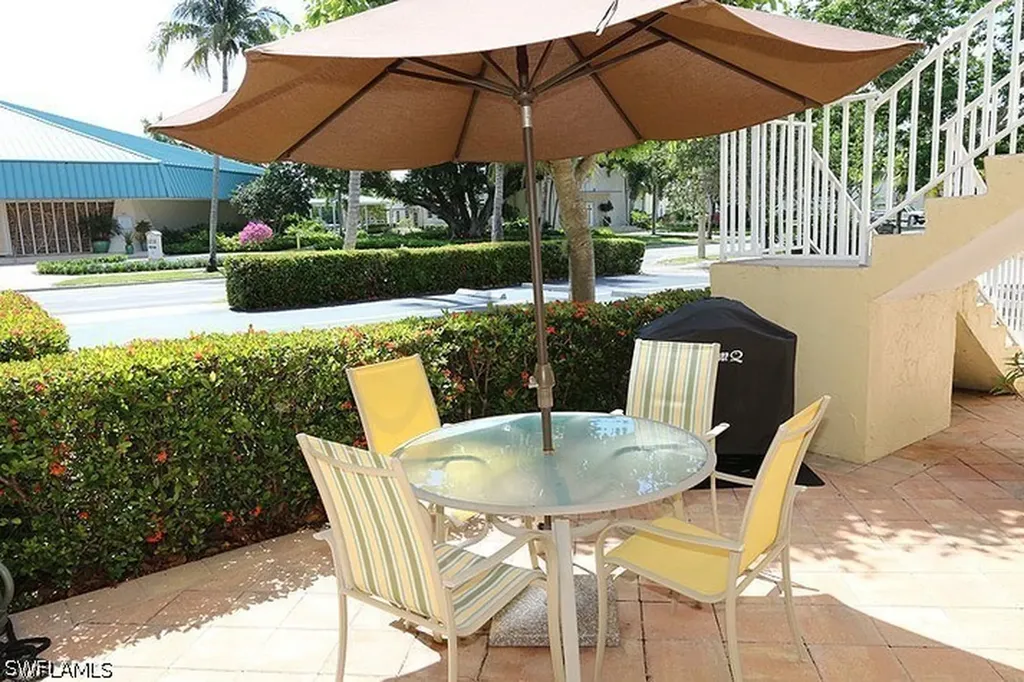 940 3rd Street S Naples FL 34102