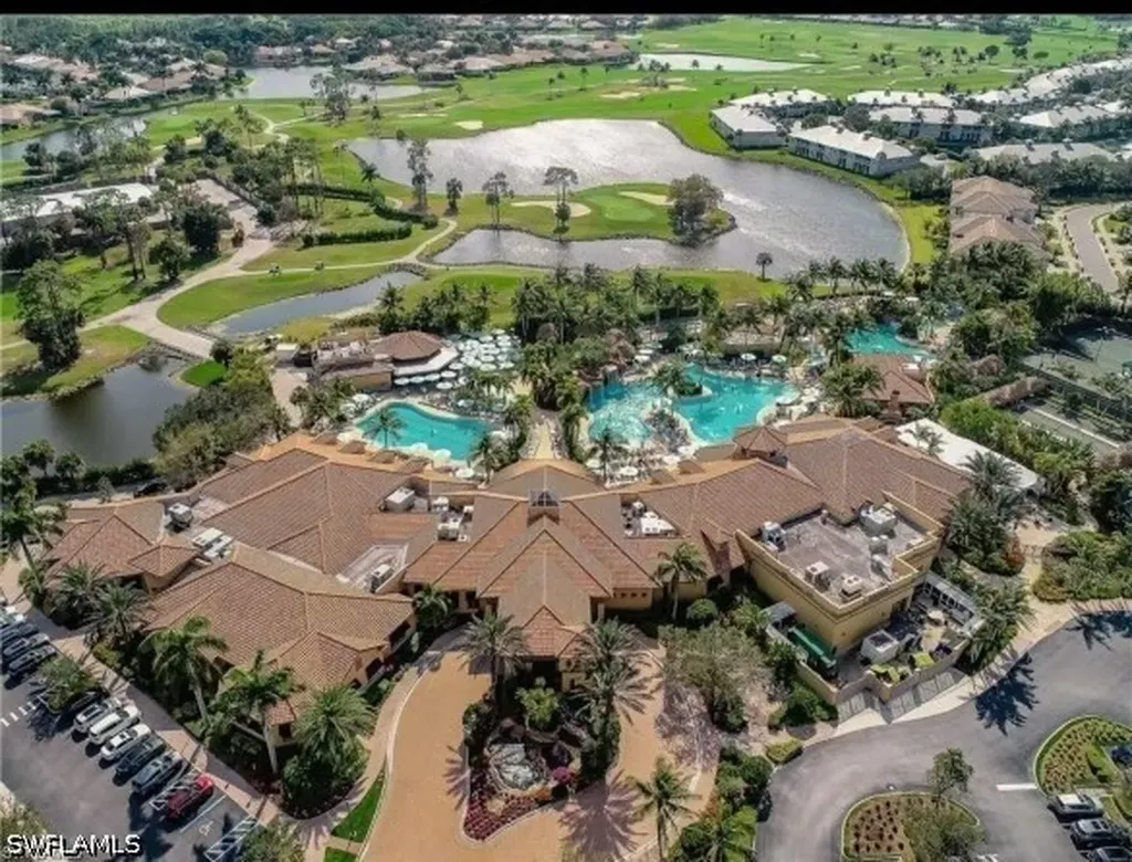 8125 Celeste Drive Naples FL 34113