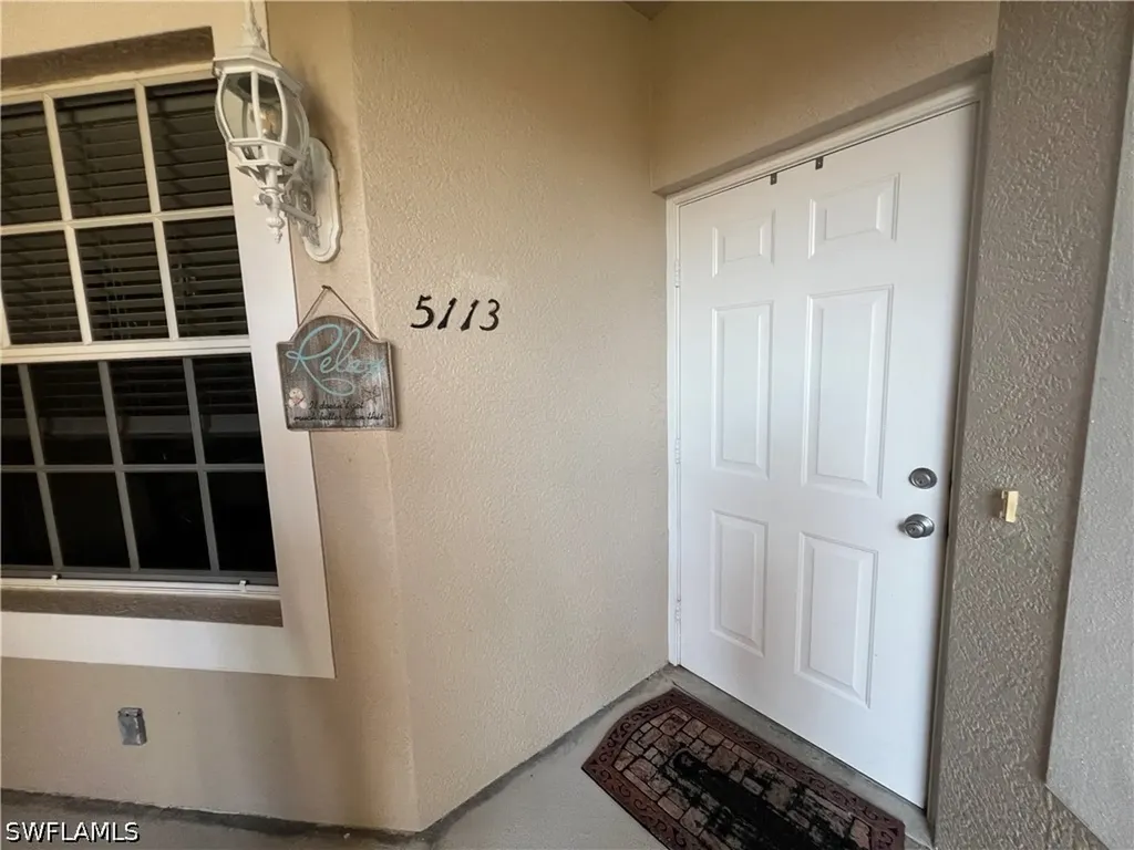 8125 Celeste Drive Naples FL 34113