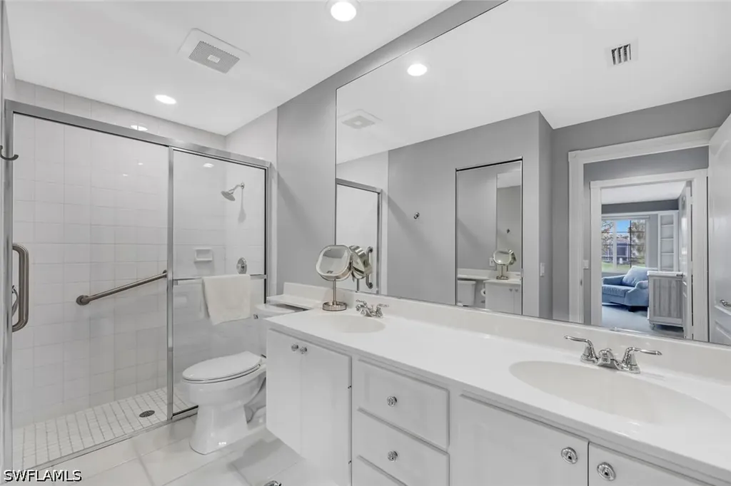 4142 Los Altos Court Naples FL 34109