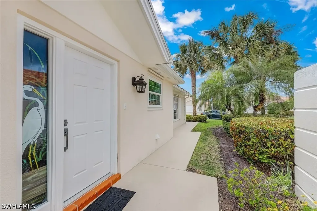4142 Los Altos Court Naples FL 34109