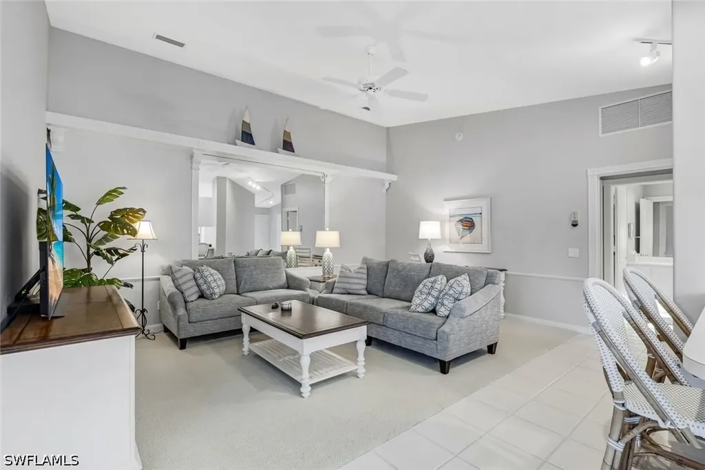 4142 Los Altos Court Naples FL 34109