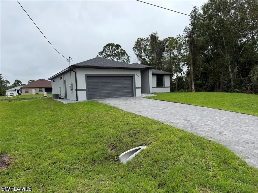 900 Alaska Avenue Lehigh Acres FL 33971