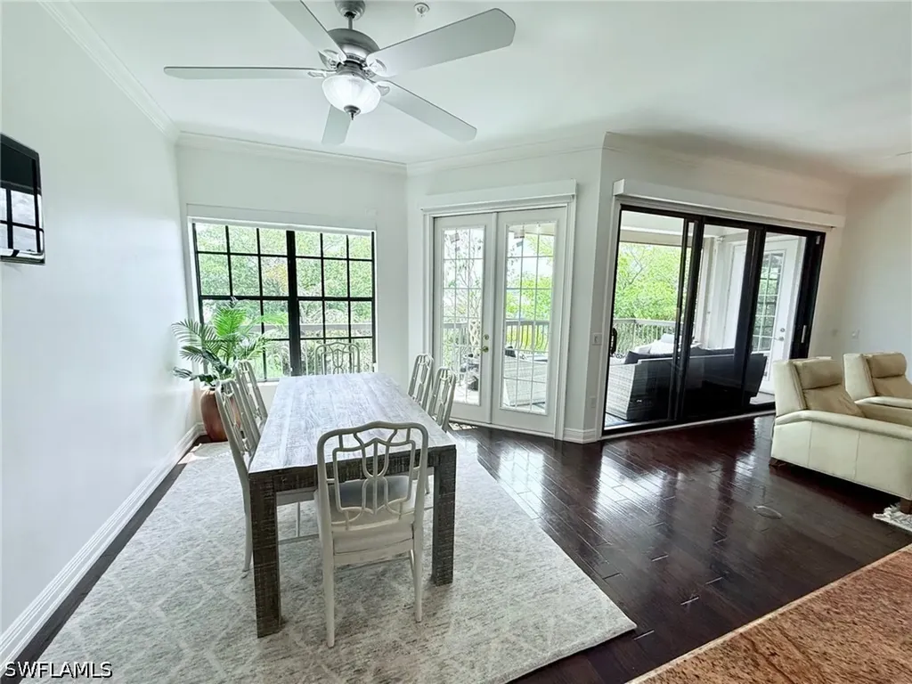 705 10th Street S Naples FL 34102